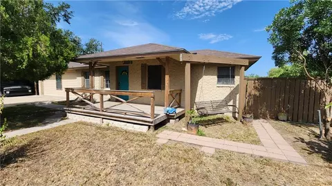 1201 W F St, Mission, TX 78572