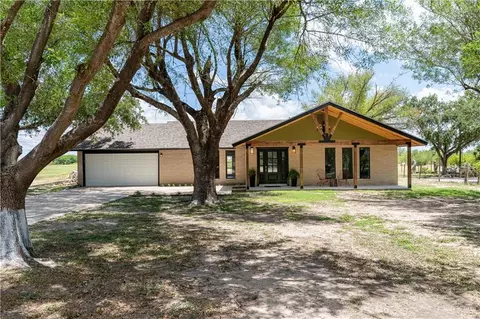 1327 E Mile 3 Rd, Palmhurst, TX 78573