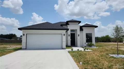 902 W Sycamore Ave, Alton, TX 78573