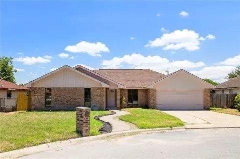 1011 S Huisache Ct, Pharr, TX 78577