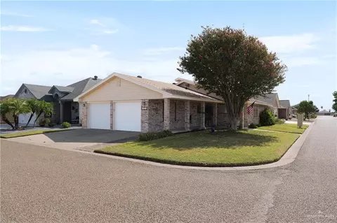 401 Saturn St, Mission, TX 78572