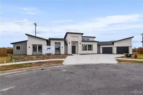 1992 Lulu St, Olmito, TX 78575