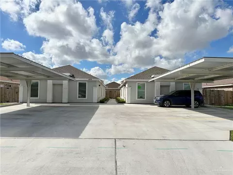1009 W La Pointe Ave, Alton, TX 78573