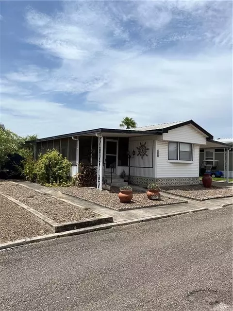 3018 Casa Grande Dr, Weslaco, TX 78577