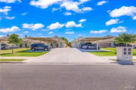 2105 Canyon Dr, Weslaco, TX 78599