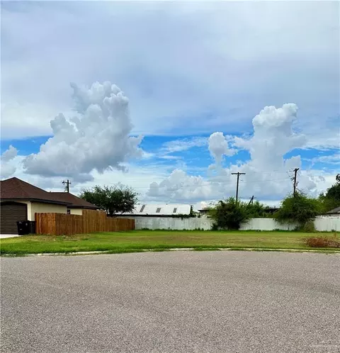 821 Samaria St, Weslaco, TX 78596