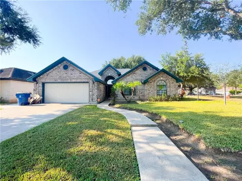 1942 Royal Palm Dr, Mercedes, TX 78570