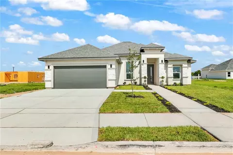 821 N Trinity St, Edinburg, TX 78541