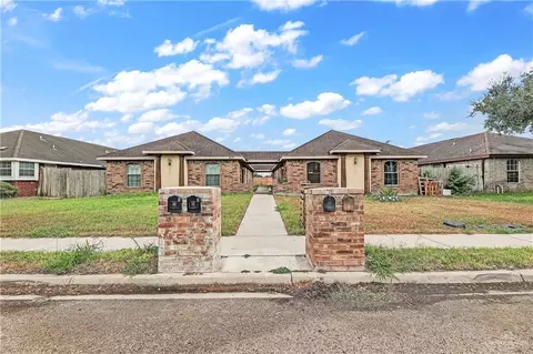 817 W Bronze Dr, Pharr, TX 78577