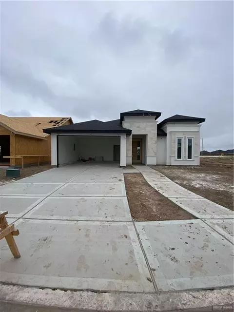 2613 E Pecos Rd, Edinburg, TX 78542