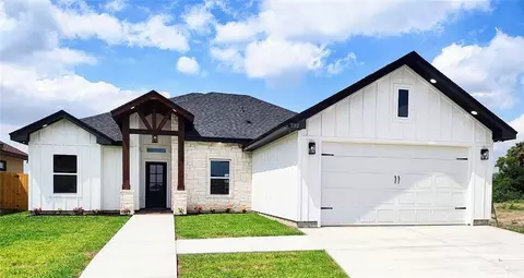732 Milania Dr, La Feria, TX 78559