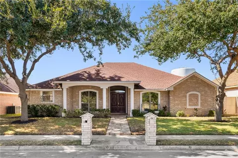 7105 N 4th St, Mcallen, TX 78504