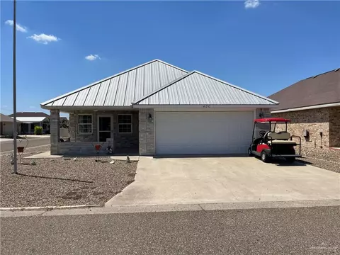 400 Saturn St, Mission, TX 78572