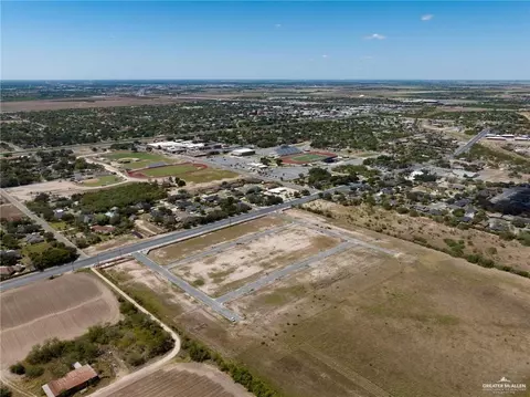 1406 Arden St, Mercedes, TX 78570