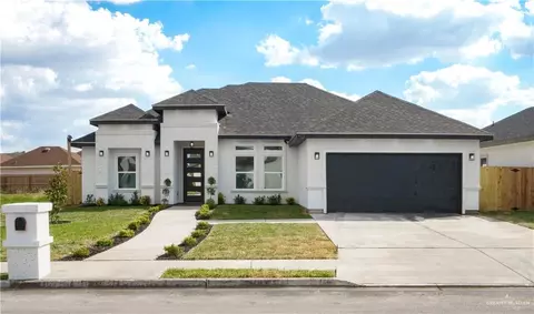 513 Country Club Dr, Alamo, TX 78516