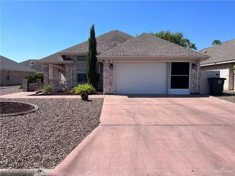 713 Lakeview Dr, Mission, TX 78572
