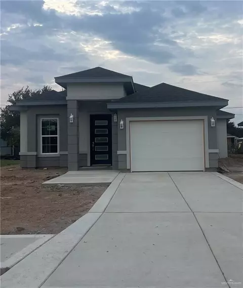 419 S 12th St, Alamo, TX 78516
