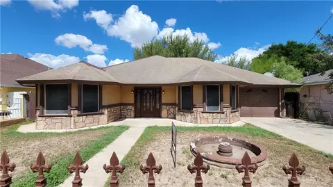 13 Freddy St, Rio Grande City, TX 78582