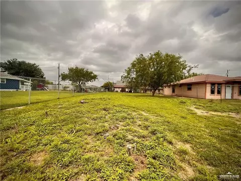 506 W Costa Rica Ave, Pharr, TX 78577