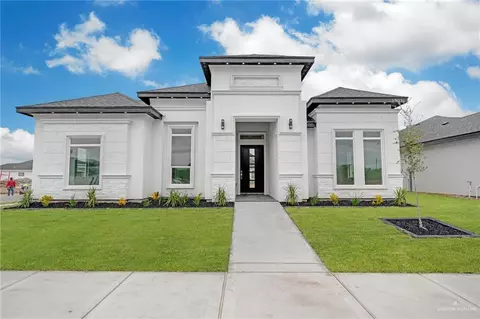 3801 S Apex St, Edinburg, TX 78542