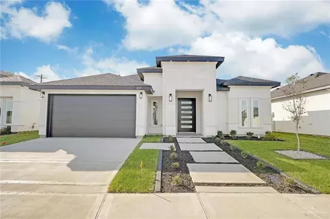 3709 S Peak Rd, Edinburg, TX 78542