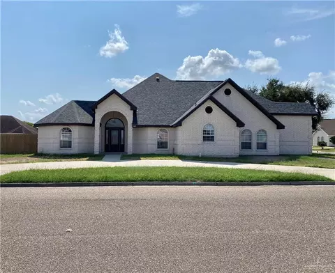 702 Tara Dr, Pharr, TX 78577