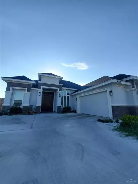 1413 S Canna St, Pharr, TX 78577