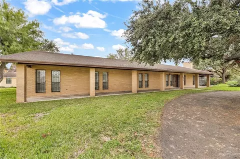 1302 E Griffin Pkwy, Mission, TX 78572