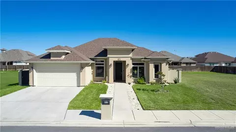812 W Arapaho Ave, Pharr, TX 78577