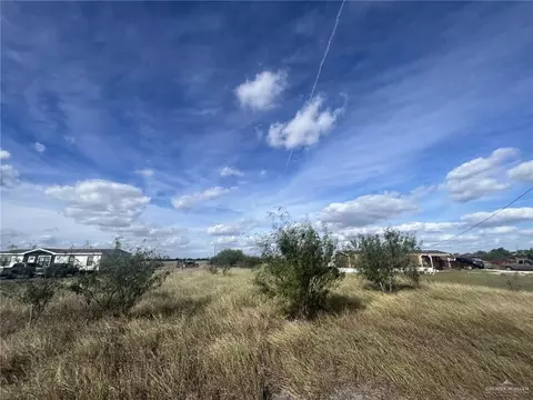 10507 La Siesta Cir N, Santa Maria, TX 78559