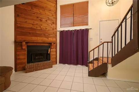 95 Poinciana Dr #105, Brownsville, TX 78521