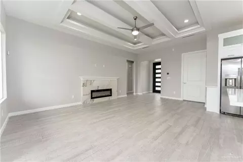 1405 E Danielle Ave, Pharr, TX 78577 photo 4
