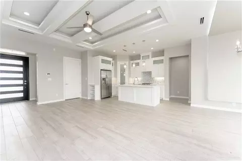 1405 E Danielle Ave, Pharr, TX 78577 photo 8