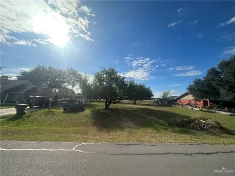 402 Sunny Side Ln, Harlingen, TX 78552