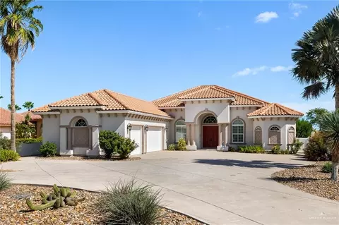 308 Beach Blvd, Laguna Vista, TX 78578