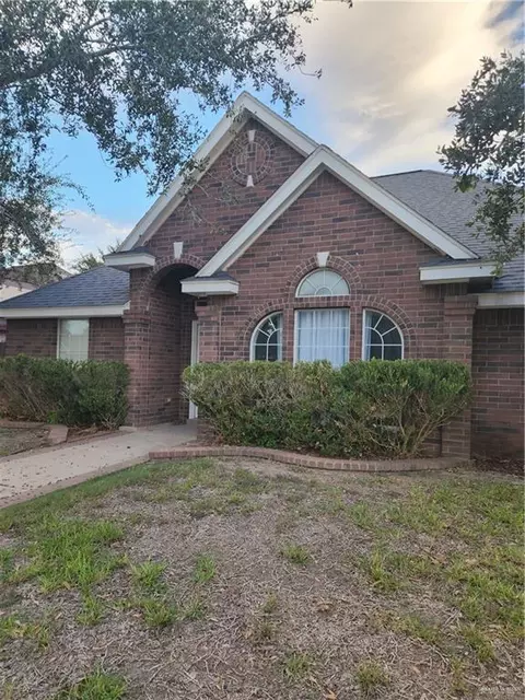2210 Lawndale Rd, Mission, TX 78572