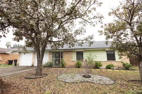 6712 N 17th St, Mcallen, TX 78504