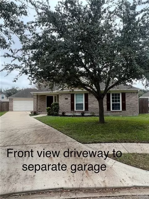 3903 El Sendero Ct, Mission, TX 78572