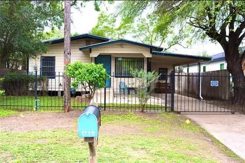 1718 E Cano St, Edinburg, TX 78542