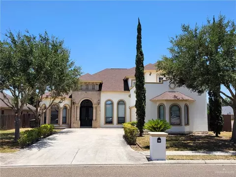 913 Red River St, Mission, TX 78572