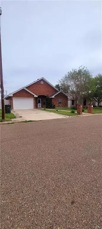 1007 Blake St, Mission, TX 78572
