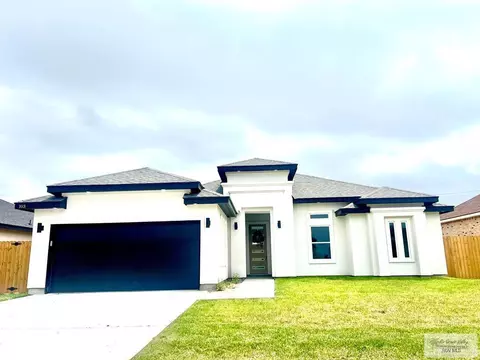 103 Brooks Cir S, La Feria, TX 78559