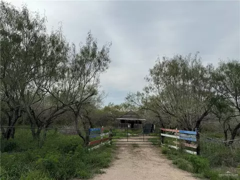 10905 Cibolo Dr, Edinburg, TX 78542
