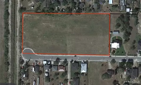 424 Navarro St, Pharr, TX 78577