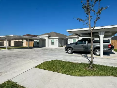 1000 W Mahala Ave, Alton, TX 78573