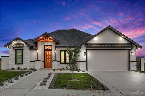1604 Trophy Dr, Edinburg, TX 78542