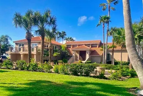 219 W Retama St W, South Padre Island, TX 78597