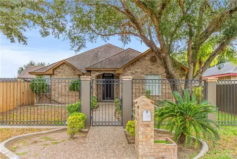905 W 27th St, Mission, TX 78574