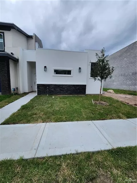 6617 N 5th St, Mcallen, TX 78504