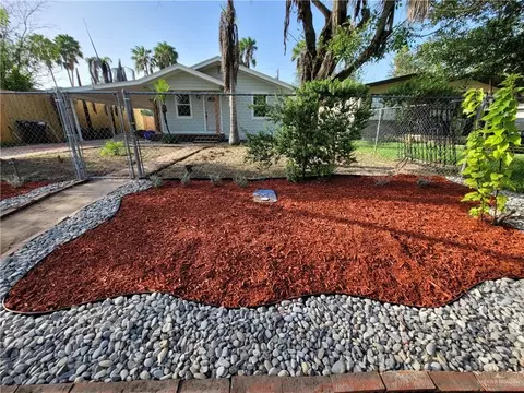 1513 E 1st St, Weslaco, TX 78596